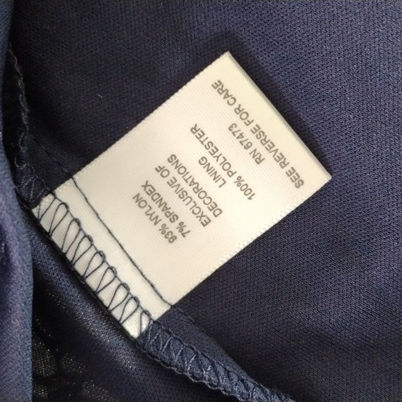 Just Taylor laced midi dress - Picture 3 of 4